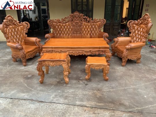 Bộ sofa Hoàng Gia gỗ gõ đỏ (anh Hoàng - Quảng Ninh)