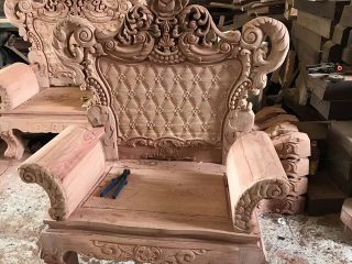 ghế Hoàng Gia gỗ hương đỏ (anh Vinh - Hà Nội)