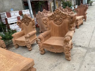 Bộ Hoàng gia gỗ gõ đỏ nguyên khối (anh Phúc - Quảng Ninh)