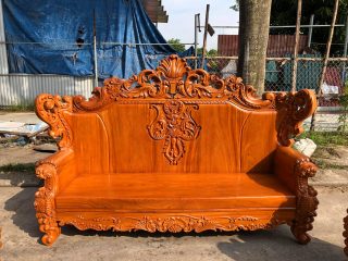 Bộ bàn ghế Hoangg Gia gỗ gõ đỏ (anh Hiệp - Yên Bái)