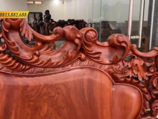 Hoạ tiết cánh phải ghế dài