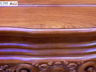 Bộ bàn ghế louis hoàng gia 10 món tay đặc nguyên khối gỗ hương đá (Anh Nam - Hải Phòng) 39 Ghế dài, ghế đơn đều được bo quanh bằng 3 đương kẻ chỉ, tăng thêm độ trường cho chiếc ghế