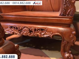 Bộ ghế hoàng gia gỗ hương đá 10 món (Anh Nam - Quảng Bình) 83 Dạ yếm đục lá tây đối xưng tinh mỹ