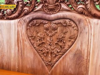 MẪU HOÀNG GIA MỚI LÀM THEO YÊU CẦU CỰC ĐẸP 47 Tựa ghế đục lá tây khuôn hình trái tim lạ mắt