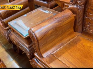 SANG TRONGDANG CAP VOI MAU GHE LOUIS HOANG GIA TAN CO DIEN don 3