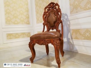 ban an hoang gia go do 7