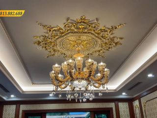 Bộ đèn chùm nhập khẩu nguyên chiếc từ Pháp của gia đình anh Tân