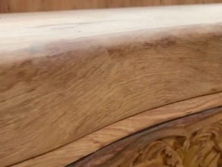 Mặt ghế là 1 tấm liền nguyên khối dày 10cm