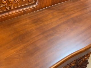 Mặt ghế dài, ghế đơn đều là 1 tấm nguyên khối dày 10cm