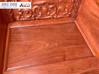 Bộ Louis Hoàng Gia gỗ hương đá chân 14 (Anh Tiến - Phú Thọ) 30 Mặt ghế là 1 tấm liền dày 2cm chọn vân đẹp, vân lựa tuyển sắc nét