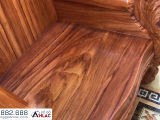 Mặt ghế dài, ghế đơn đều là 1 tấm nguyên khối dày 10cm