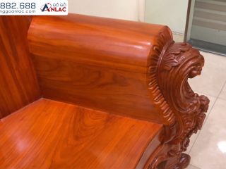 Bộ Ghế Hoàng Gia Louis 6 Món Gỗ Gõ Đỏ (cô Lan - Hà Nội) 31 Tay ghế đặc nguyên khối bo cong mềm mại