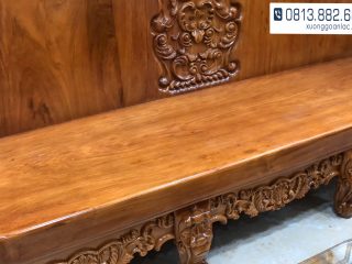 Bộ bàn ghế Louis Hoàng Gia gỗ gõ đỏ nguyên khối (bác Tân - Quốc Oai) 41 Mặt ghế nguyên 1 tấm gỗ gõ đỏ dày 10cm lựa gỗ, chọn vân kỹ lưỡng