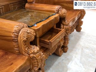 Bộ bàn ghế Louis Hoàng Gia gỗ gõ đỏ nguyên khối (bác Tân - Quốc Oai) 62 Đôn kẹp cũng tích hợp ngăn kéo tiện lợi, kéo ra kéo vào trơn tru