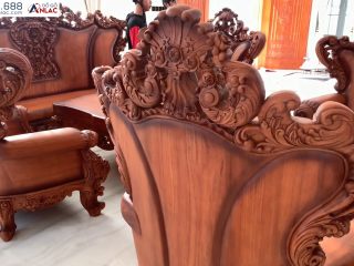 Siêu phẩm bàn ghế Royal Hoàng Gia Louis gõ đỏ 10 món đẹp như tranh vẽ (anh Dũng - Biên Hoà) 26 Mặt sau tựa ghế đơn