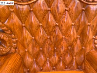 Vách đục trám, dập nổi lạ mắt