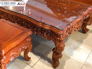 Bàn trà thiết kế chân, yếm đục hoa hồng lá tây đặc sắc