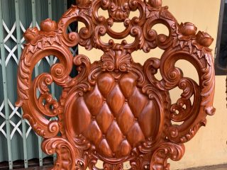 Tựa Ghế Ăn Louis Hoàng Gia