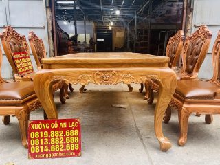 Bộ bàn ăn hoàng gia 6 ghế louis có tay bọc đệm gỗ gõ đỏ (Anh Quý, Hải Phòng) 15 Cận cảnh họa tiết hoa hồng trên yếm bàn