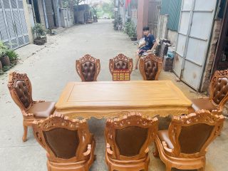 Bàn ăn 8 ghế phong cách hoàng gia