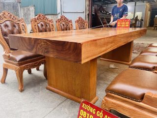 Bộ bàn ăn nguyên khối 8 ghế louis có tay bọc đệm gỗ gõ đỏ hàng siêu phẩm (Anh Thanh, Long Biên) 16 mặt bàn gỗ dày 15p