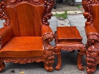 Mẫu bàn ghế hoàng gia louis tân cổ điển gỗ hương đá chân 18 tay 22 siêu vip ( Anh Việt - Gia Lâm) 24 mẫu đôn kẹp gỗ hương đá