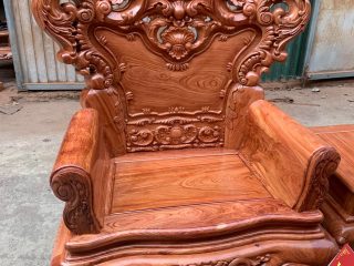 Bộ bàn ghế hoàng gia tân cổ điển gỗ hương đá hàng 6 món mẫu đục mới (Anh Ngôn, Phú Thọ) 13 ghế đơn louis hoàng gia