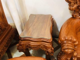 Siêu phẩm bàn ghế louis hoàng gia nguyên khối gỗ hương đá 6 món (Anh Hiếu, Đồng Nai) 20 đôn kẹp gỗ hương cao cấp