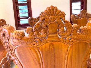 Siêu phẩm bàn ghế louis hoàng gia nguyên khối tay cong gỗ gõ cao cấp (Anh Cao, Bắc Giang) 19 mặt lưng ghế đơn louis