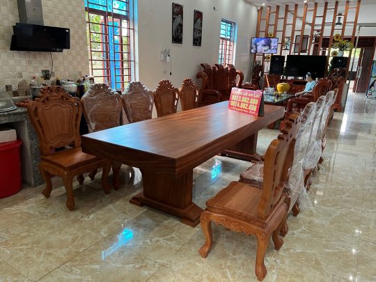 bộ bàn ăn nguyên khối gỗ gõ đỏ 10 ghế louis hoa lá tây