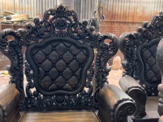 chương ghế đục thủng hoa hồng lá tây cuộn xoáy