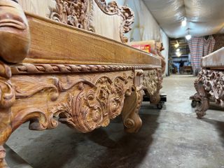 Bộ bàn ghế louis hoàng gia nguyên khối chân 18 6 món gỗ hương đá hoàn thiện mộc (Anh Khôi, Thái Nguyên) 36 đoản dài 8 chân vững chắc