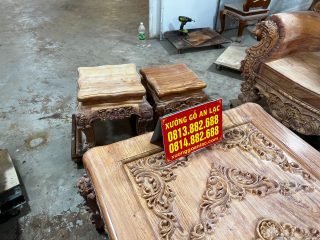 Bộ bàn ghế louis hoàng gia nguyên khối chân 18 6 món gỗ hương đá hoàn thiện mộc (Anh Khôi, Thái Nguyên) 45 đôn kẹp và đôn ngồi