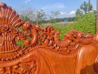 Bộ bàn ghế louis hoàng gia nguyên khối 10 món gỗ hương đá siêu vip (Anh Đình, Vĩnh Phúc) 22 họa tiết hoa lá tây trên đoản dài