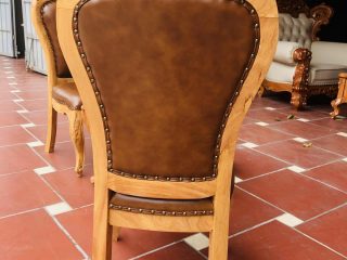 Bộ bàn trà ghế louis gỗ gõ đỏ bọc da bò thật nhập khẩu Italia siêu vip (Anh Tuấn, Huế) 19 mặt lưng của ghế louis