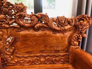 mặt vách giữ trơn bóng mịn