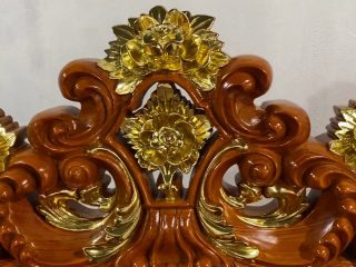 cận cảnh đỉnh chương hoa hồng lá tây