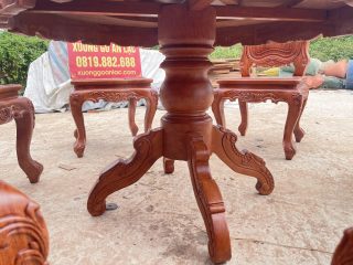 hệ chân bàn ăn độc đáo