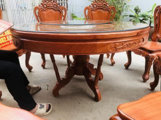 yếm bàn đục hoa lá tây