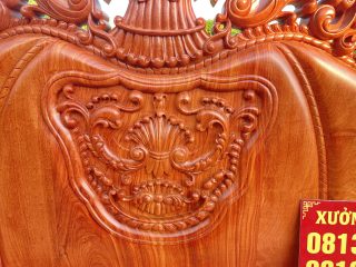 trung tâm vách ghế đục hoa lá tây