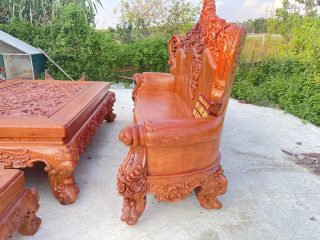 đoản dài louis vai ôm cong