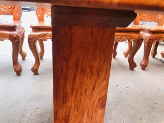 chân bàn nguyên khối