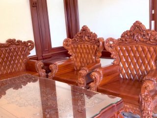 Siêu phẩm bàn ghế hoàng gia tân cổ điển nguyên khối gỗ gõ đỏ Pachy cao cấp chân 18 tay 22 (Anh Ngô, Hải Phòng) 8 bàn ghế phong cách hoàng gia