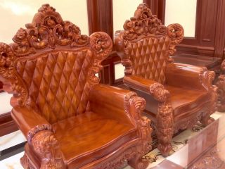 Siêu phẩm bàn ghế hoàng gia tân cổ điển nguyên khối gỗ gõ đỏ Pachy cao cấp chân 18 tay 22 (Anh Ngô, Hải Phòng) 9 mẫu ghế louis hoàng gia tân cổ điển