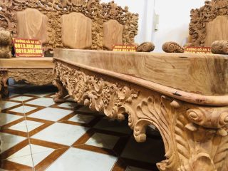 Siêu phẩm bàn ghế hoàng gia nữ hoàng gỗ hương đá tay 18 chân 20 hàng vip (Anh Đồng, Hưng Yên) 26 mặt bàn nguyên khối dày 10p