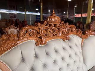 Siêu phẩm bàn ghế hoàng King bọc đệm cao cấp (Anh Nghiêm, Đà Nẵng) 22 chương ghế đục tỉa tinh xảo
