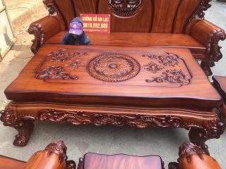 mẫu bàn trà nguyên khối gỗ gõ