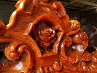 Siêu phẩm bàn ghế louis hoàng gia nguyên khối chân 18 6 món gỗ Hương Đá (Chú Định, Hải Phòng) 31 đỉnh chương hoa hồng