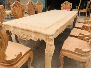 bàn ăn louis hoàng gia