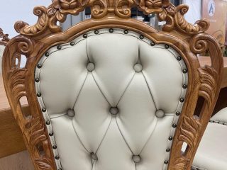 lưng tựa ghế louis